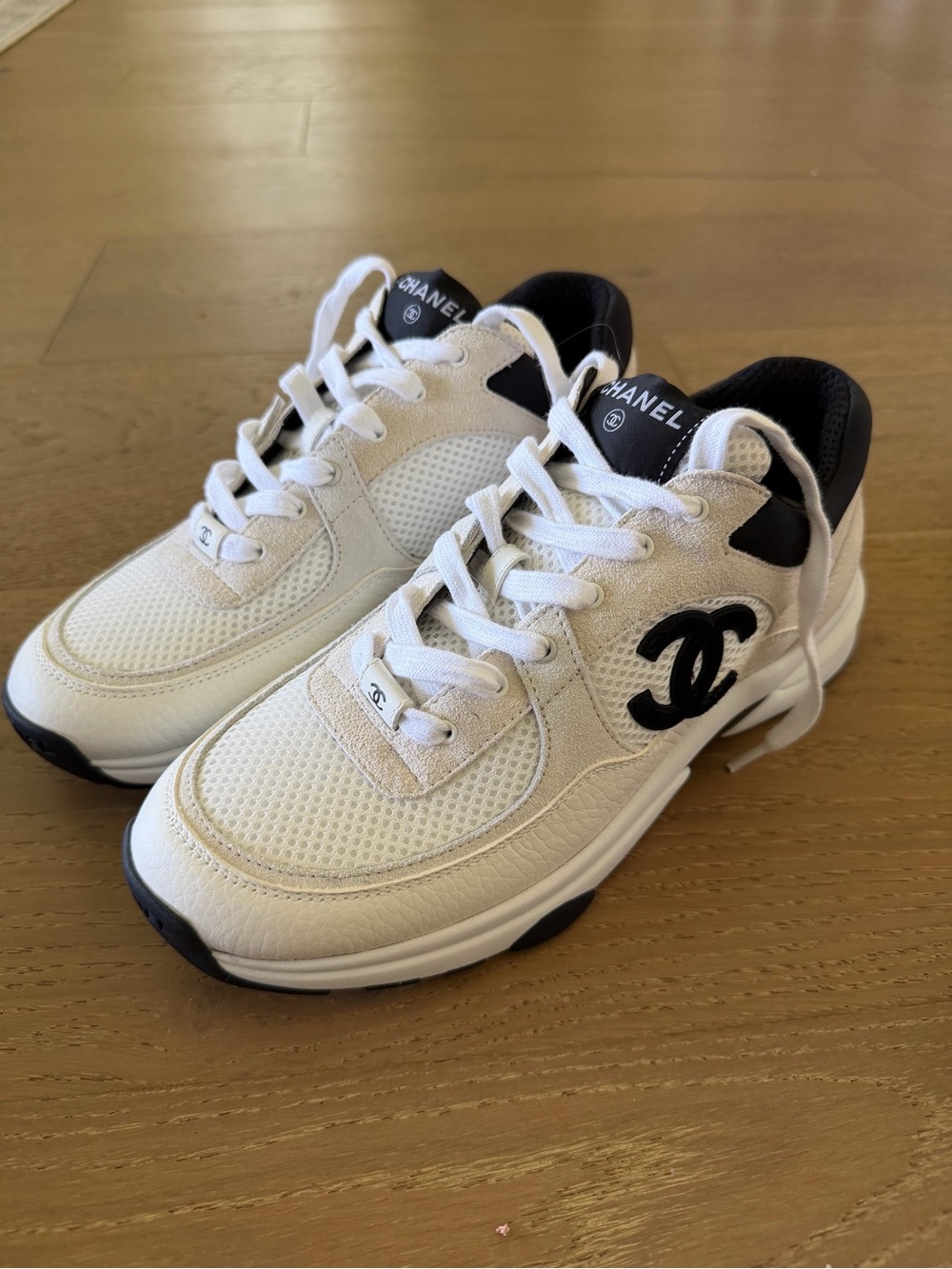 CHANEL White and Black CC Logo Mesh & Leather Sneakers - Picture 2 of 11